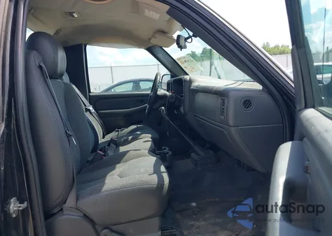 2006 Chevrolet Silverado 1500 Work Truck z USA, uszkodzony, nr VIN 3GCEC14X16G217748